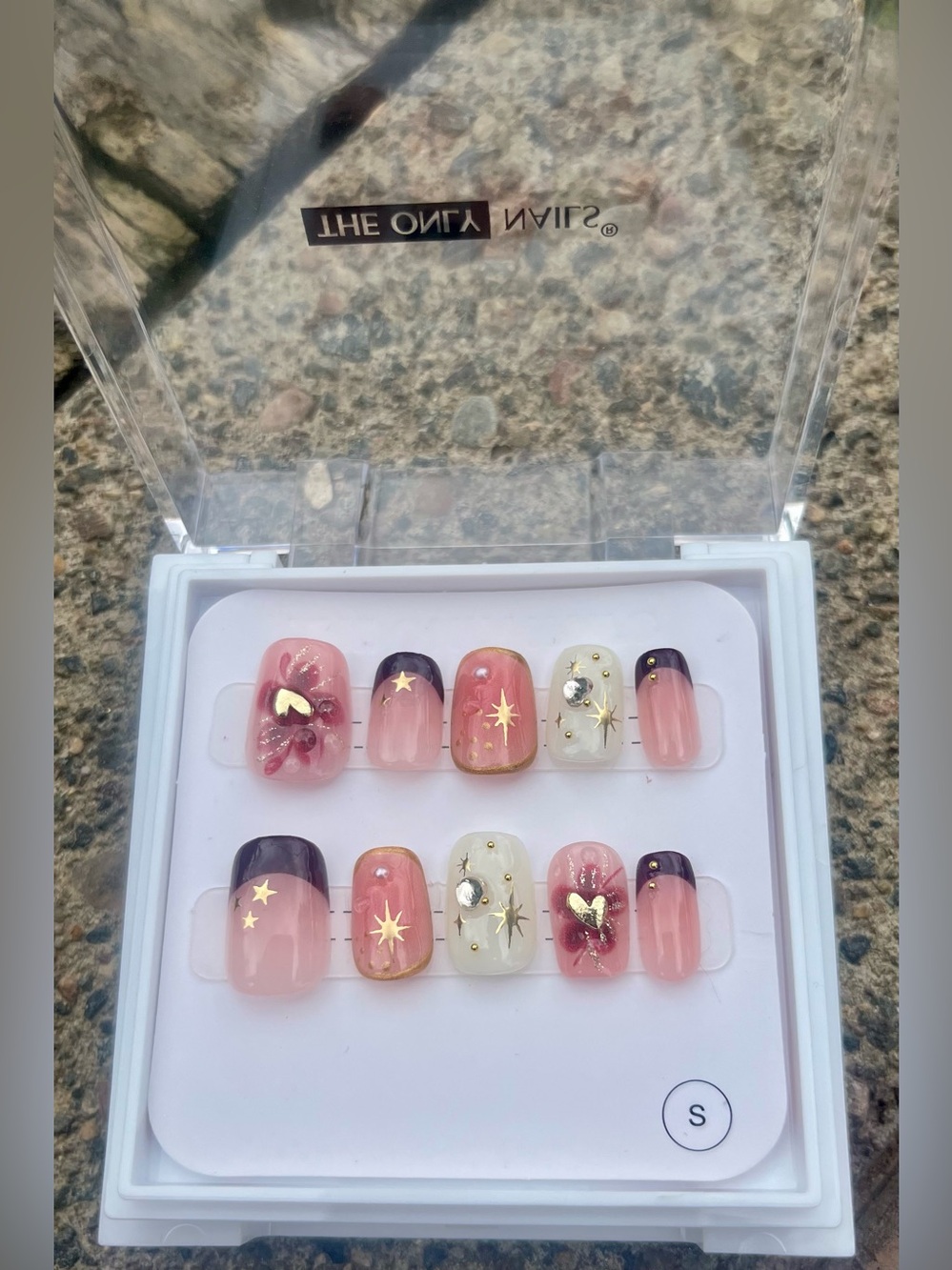 The Only Nails Press-On Nail Kit Pink White Maroon Gold